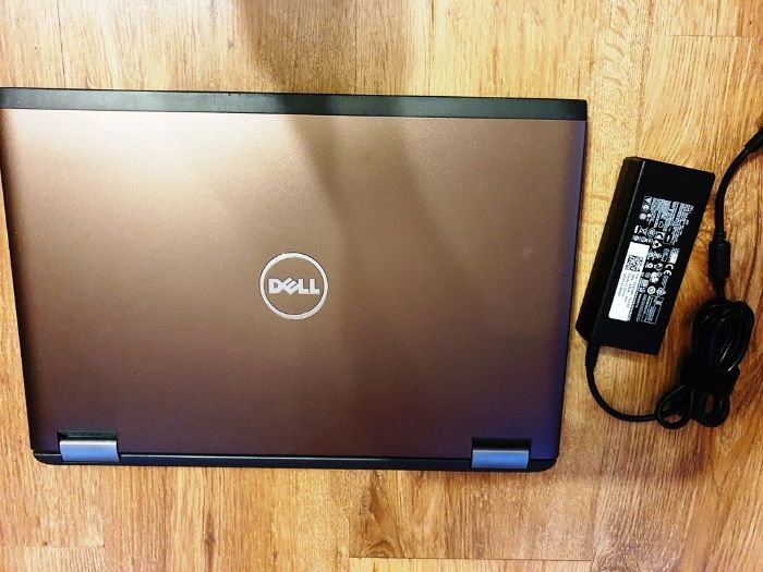 Dell 3560 I7/HDD 320GB/8 GB RAM/RADEON HD 7670M 1GB