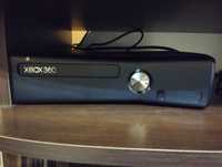 Xbox 360 slim 250gb!В гарному стані та багато ігор!2 джойстика