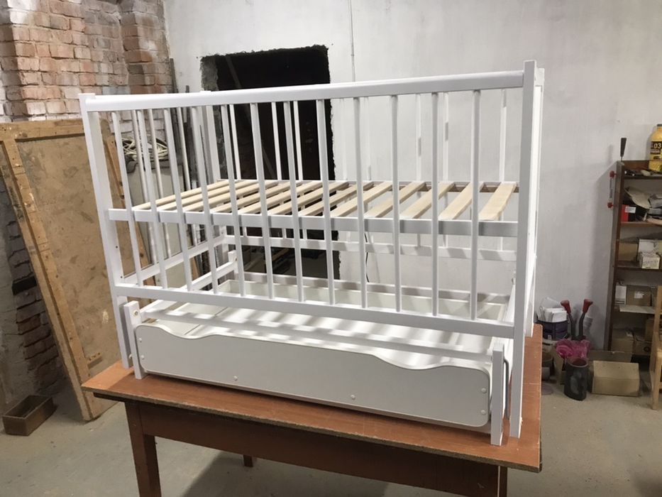 Продам НОВЕ дитяче ліжечко(виробництво)
