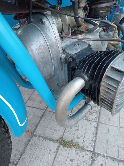 Дніпро МТ9 з двигуном к750