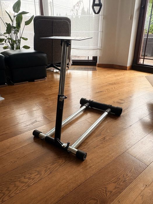 Stojak na kierownice Wheelstand pro