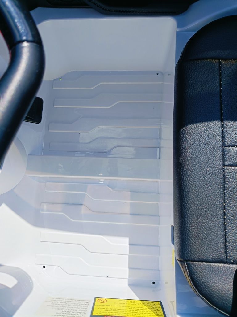 Samochód na akumulator Audi RS6