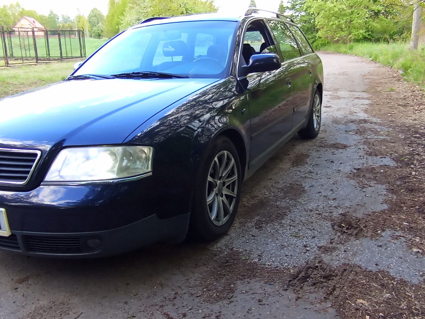 Sprzedam Audi A6 C5 1.8T z LPG.