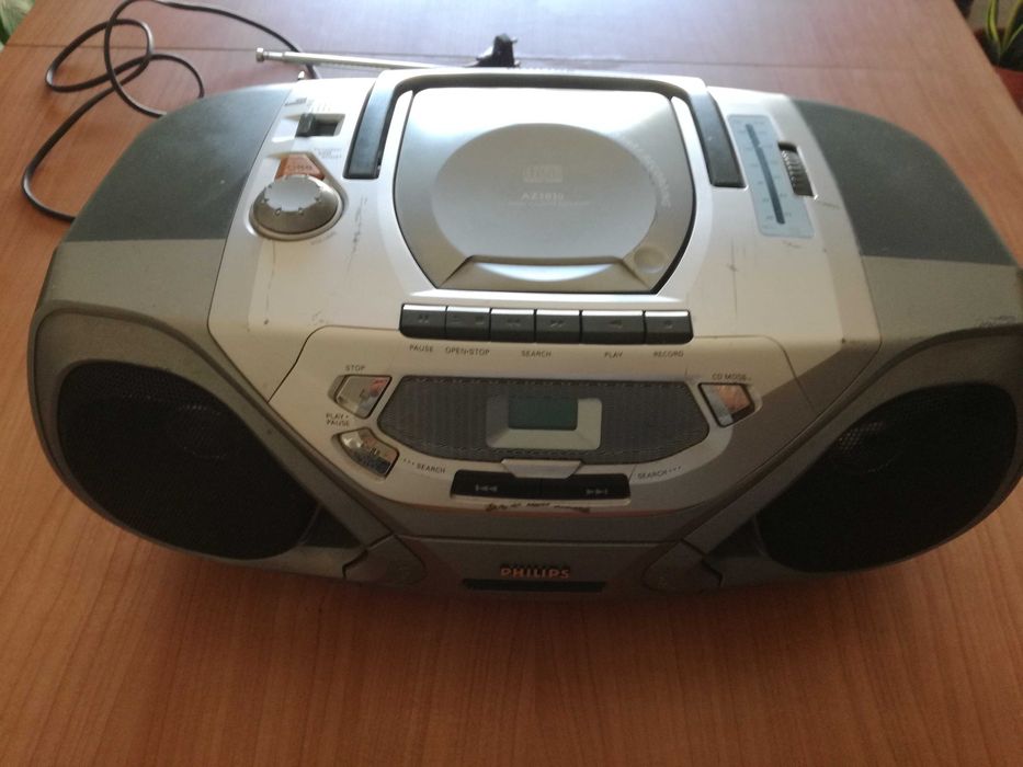 Radio philips Modelo AZ1030/00