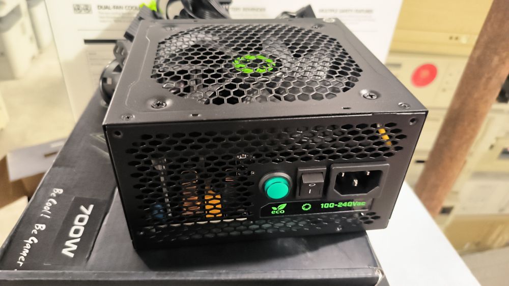 Блоки живлення Gamemax 450-750W