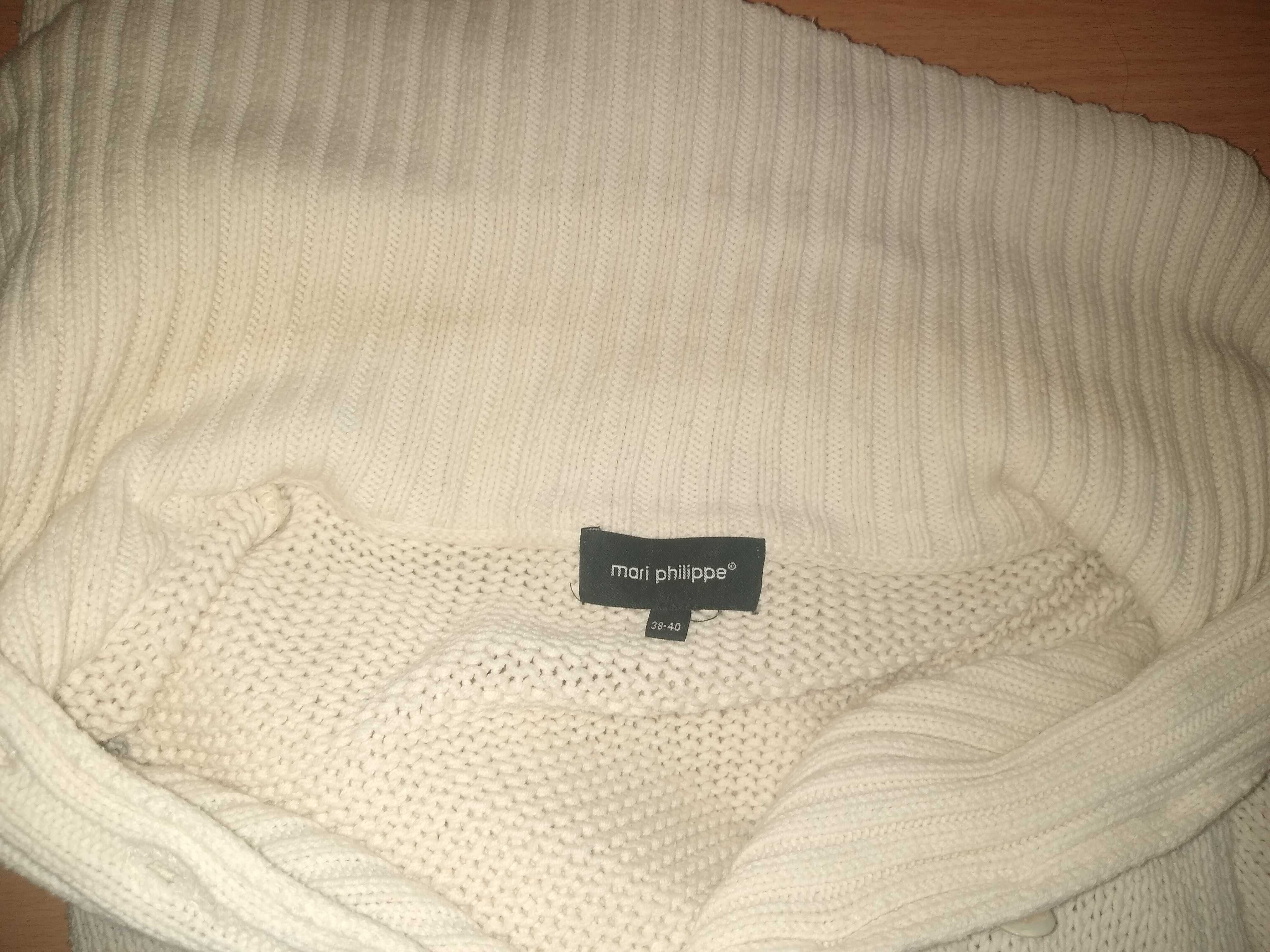 biały długi sweter z kołnierzem M/L