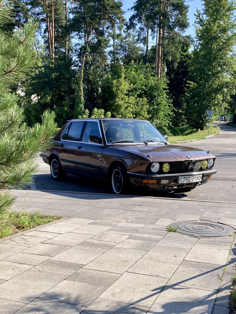BMW E28 m30b25 возможен обмен