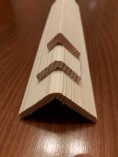Kątownik drewniany 30 x 30 mm listwa kątowa, narożnik świerkowy