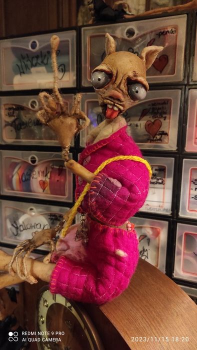 Laleczka nr 1. Zwierzątko