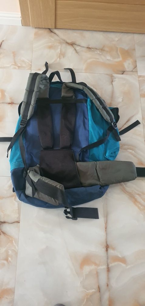 Plecak Alpinus 65 litrów.