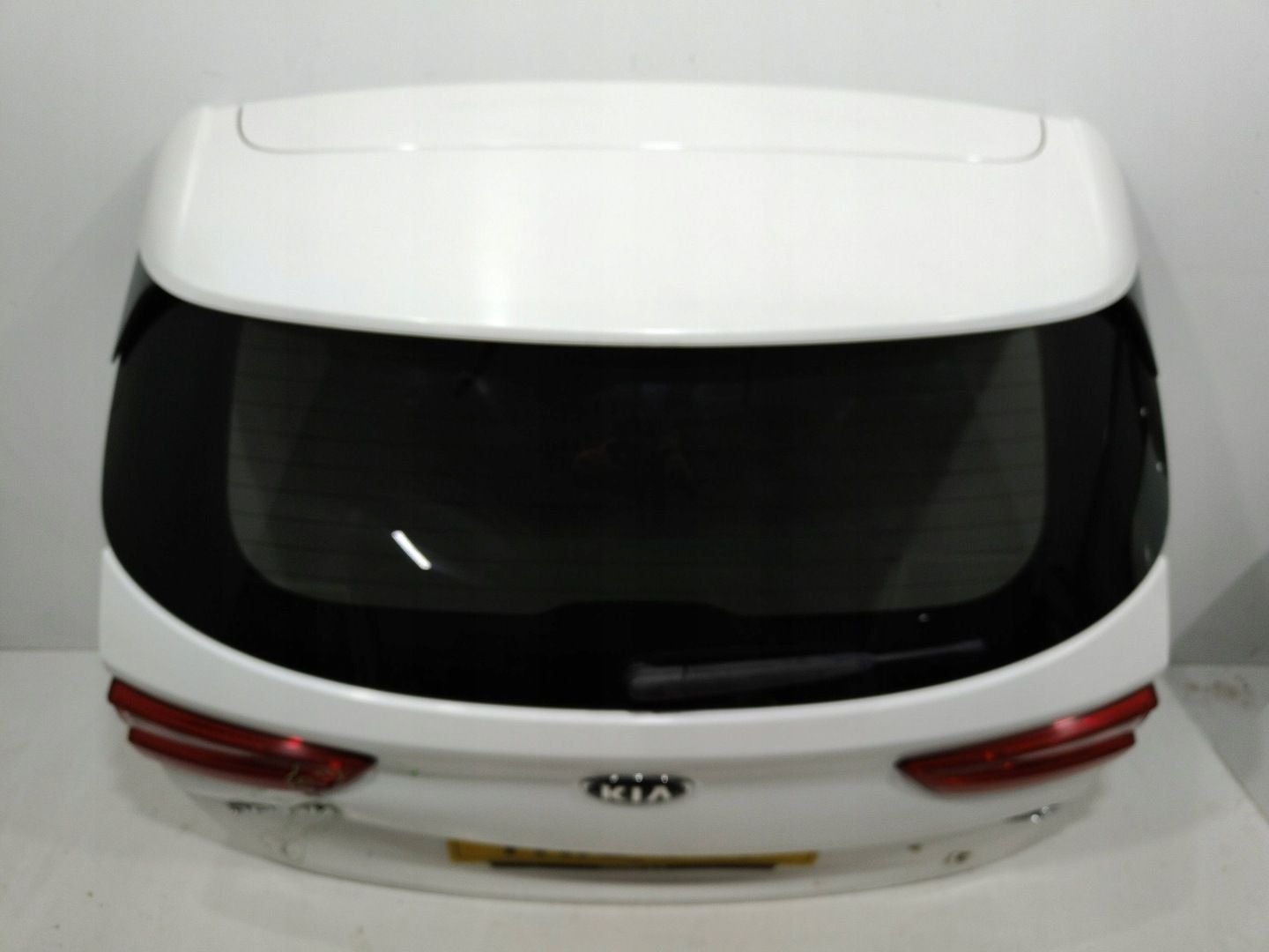 KIA optima IV 15- klapa bagażnika szyba lampa kamera klapy