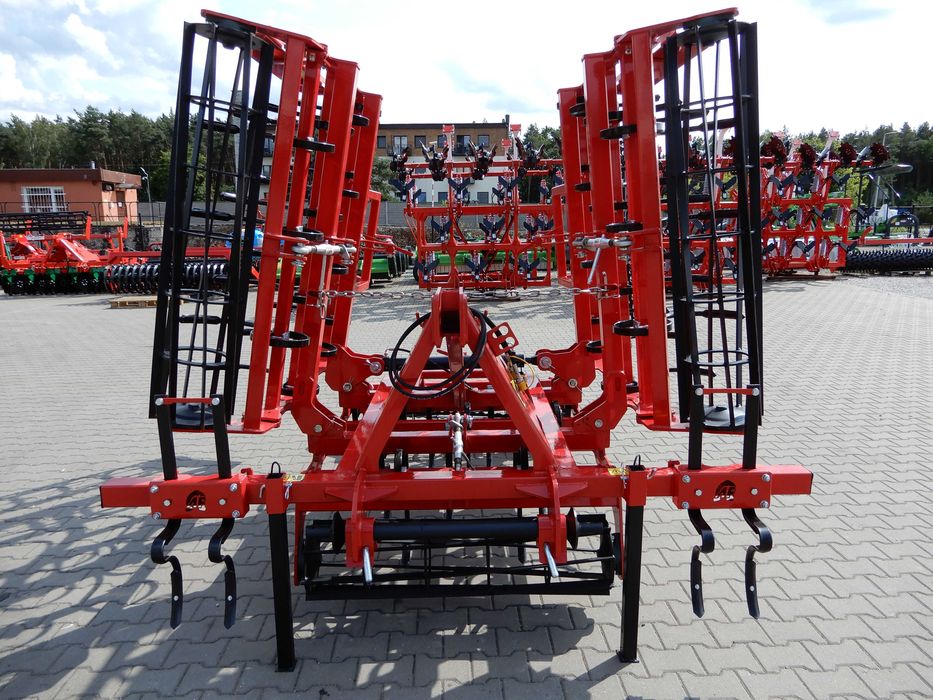 Agregat uprawowy kultywator AGRO-FACTORY CARO PLUS 4,2 M