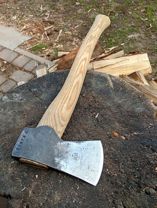 Szwedzka siekiera Hults Bruk po regeneracji