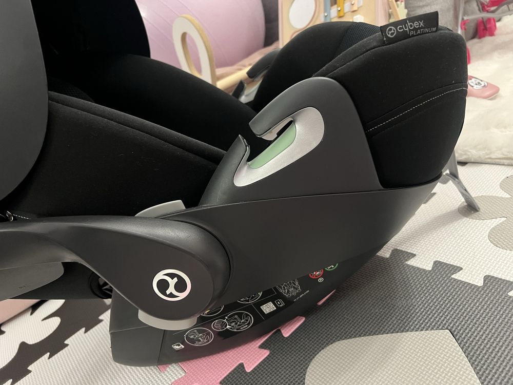 Fotelik Cybex Cloud T i-Size Plus