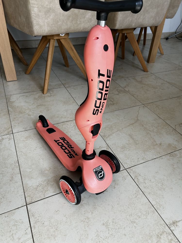 Scoot and ride High wigh hulajnoga i jedzik  2W1 + KASK / PEACH