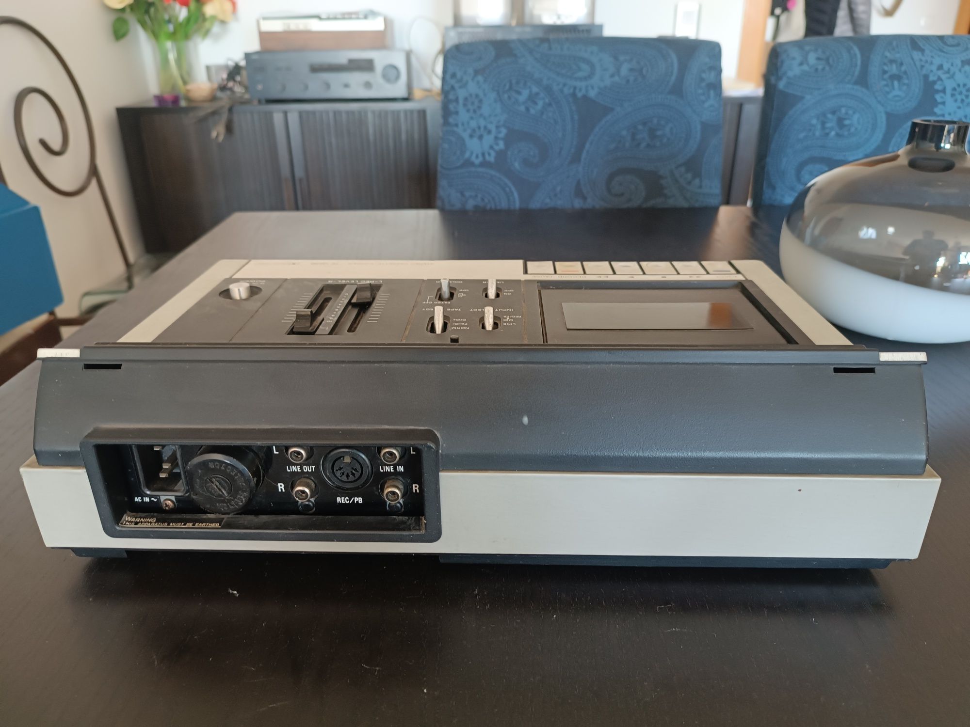 Leitor de cassetes/cassette recorder Sony TC-135SD