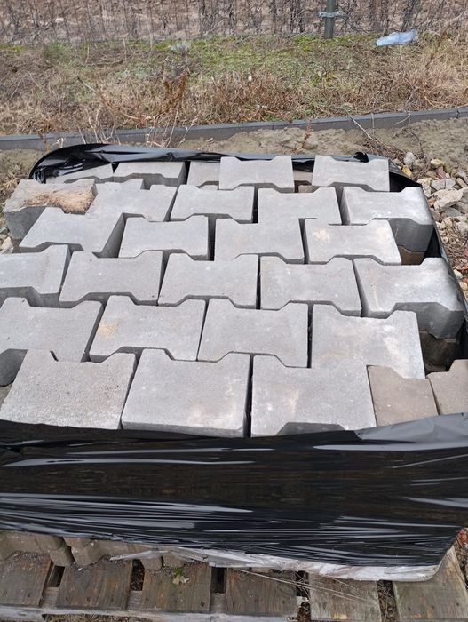 Sprzedam kostkę brukową używana