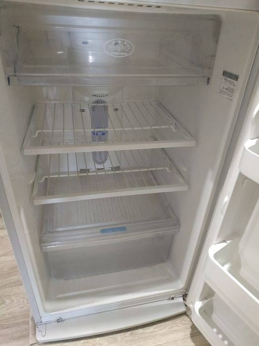 Холодильник б/ у  LG