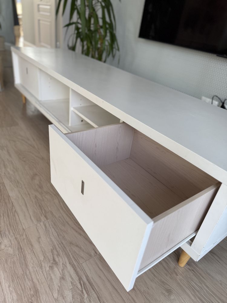 Szafka komoda RTV duza - 210 cm szerokosci