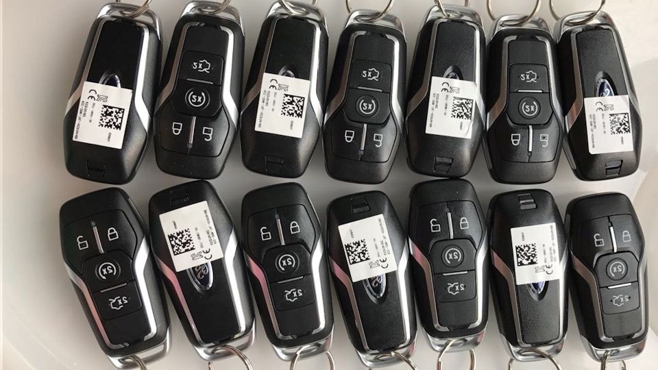Kodowanie kluczy Ford , zdalnego startu online ,dorabianie klucze OEM