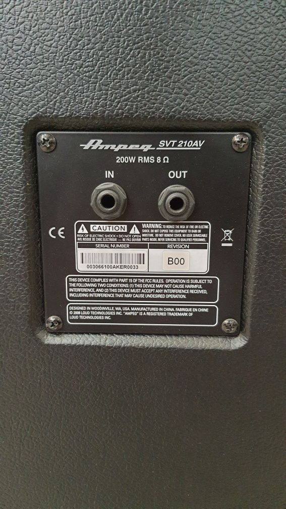 Басовий кабінет Ampeg SVT 210AV