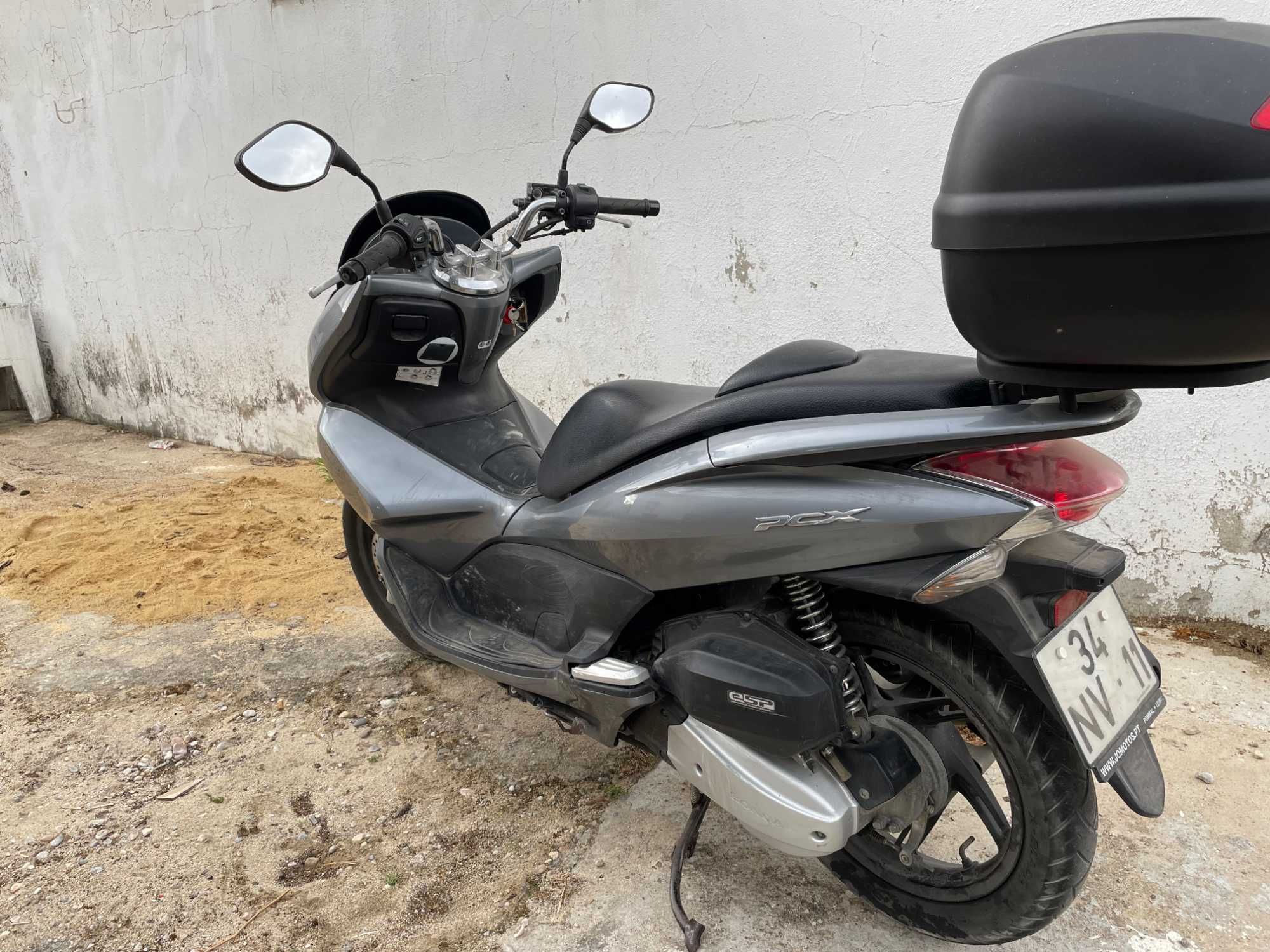 Honda PCX 125cc    2013