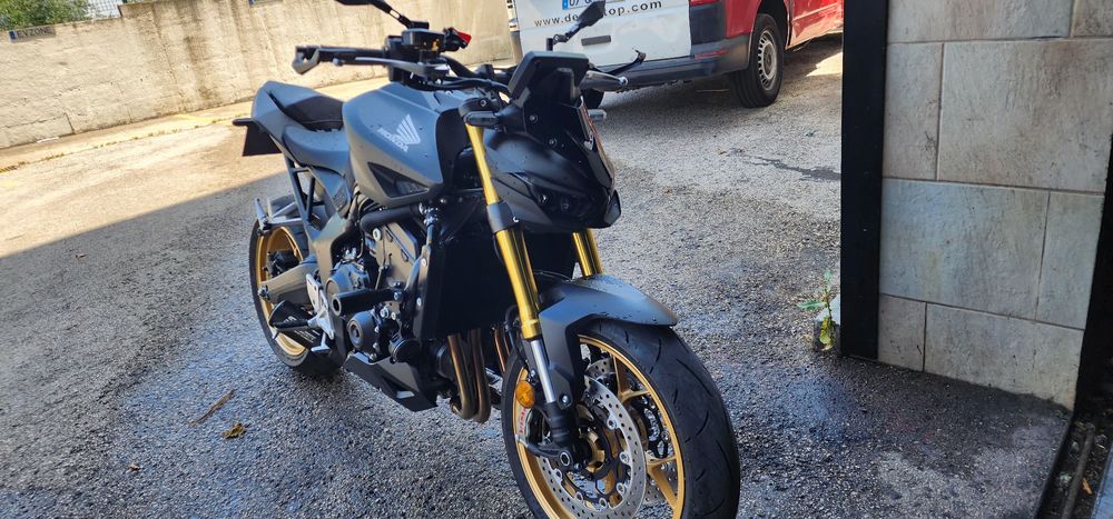 CB hornet 1000 SP