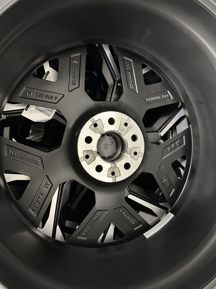Nowe oryginalne koła zimowe alufelgi 20 BMW X1 U11 X2 U10 iX1 iX2 872M