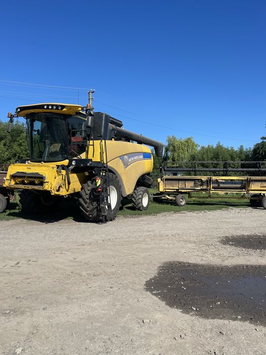Продам комбайн в гарному стані New Holland cx 6.90