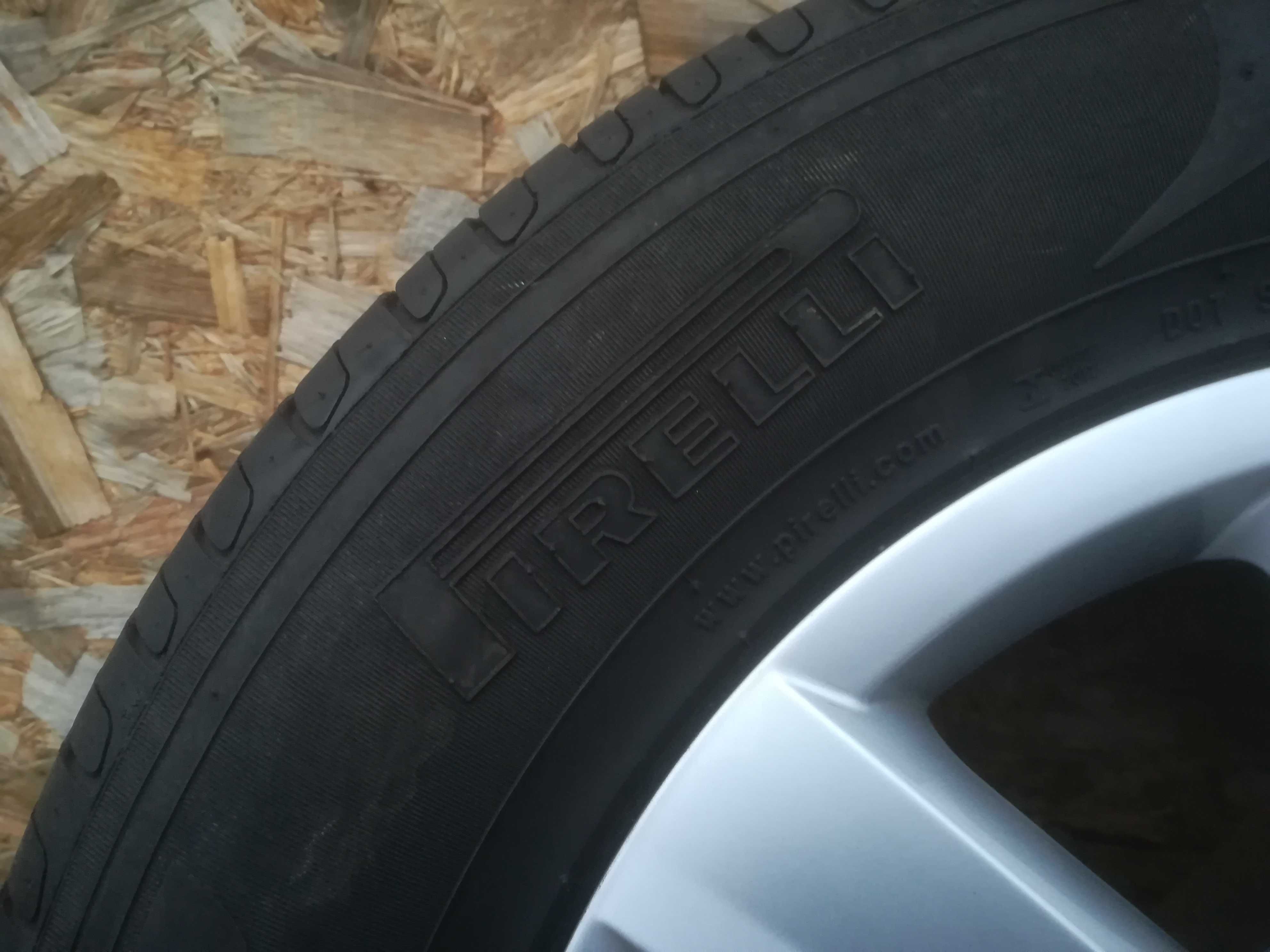 Koła letnie Volkswagen Touareg 5x130 opony Pirelli 235/65/17 z 2016r