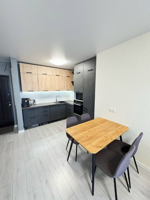 Без%, 1-к квартира, 47м2, Варшавський, Ретровіль