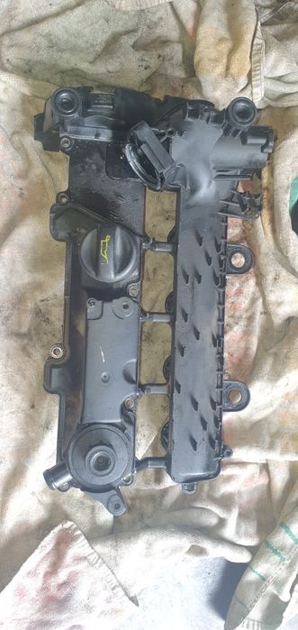 Vendo tampa de válvulas para Citroen c2
