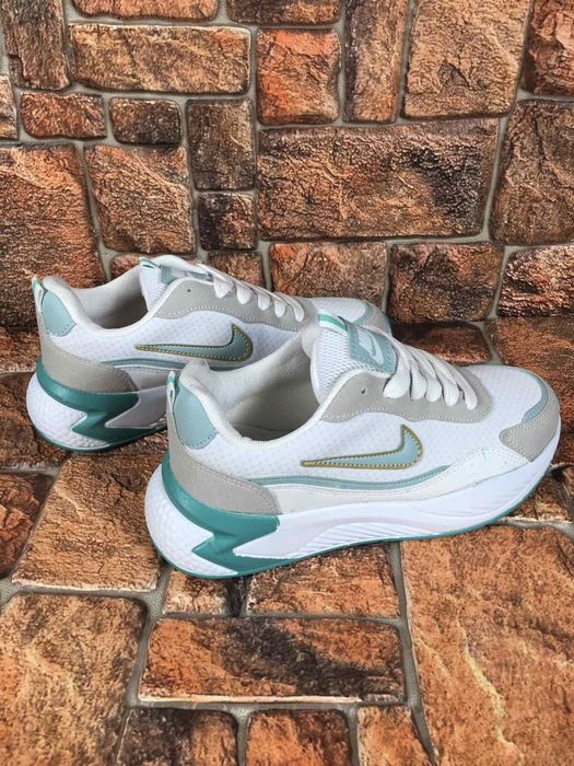 РАСПРОДАЖА Кроссовки NIKE подростковые