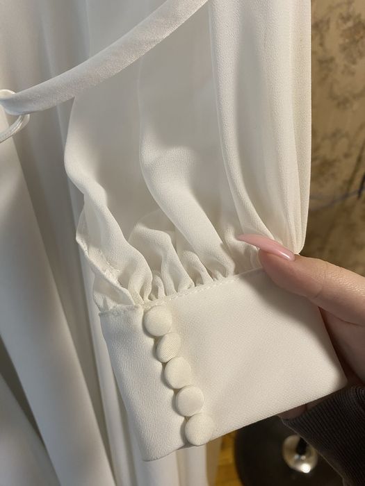 Біла сукня (випускна,весільна)