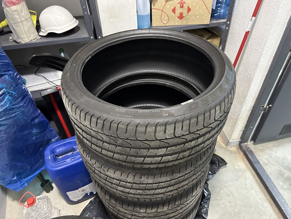 Пара Pirelli P Zero 305/30/20