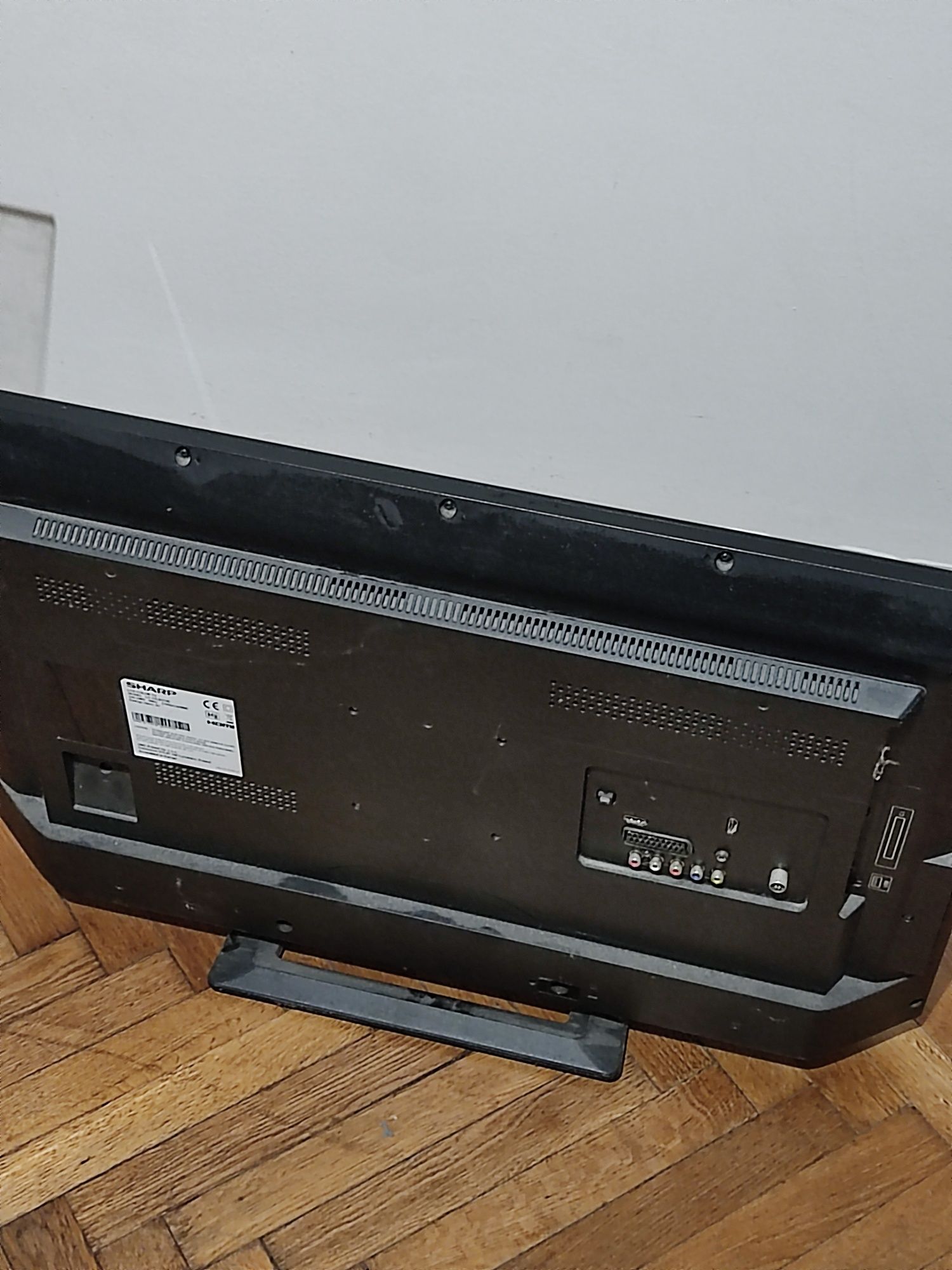 Telewizja Sharp Aquos 32 całe