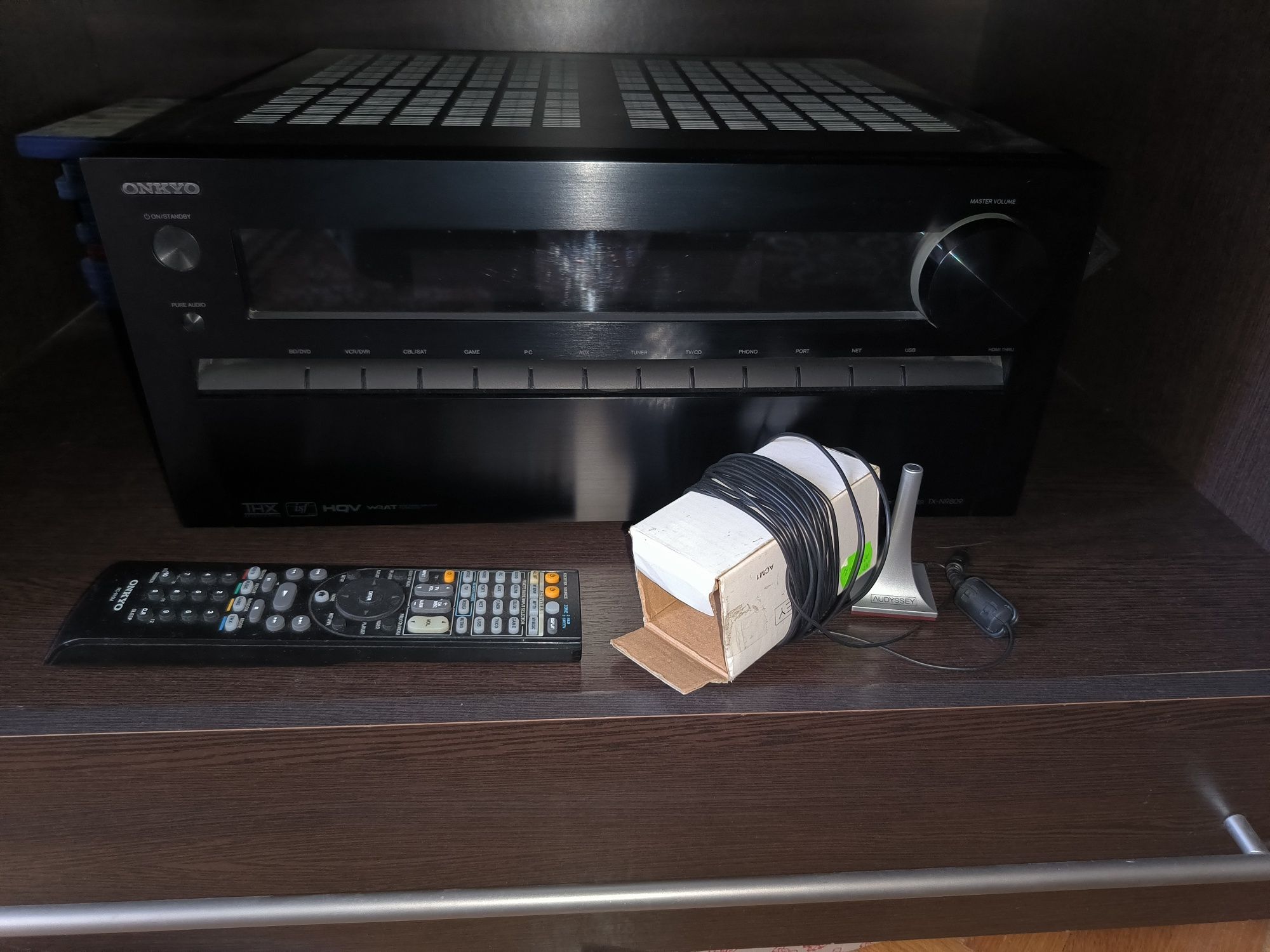 Ресивер Onkyo TX-NR809
