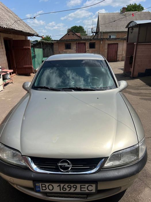 Opel Vectra b 1.6i