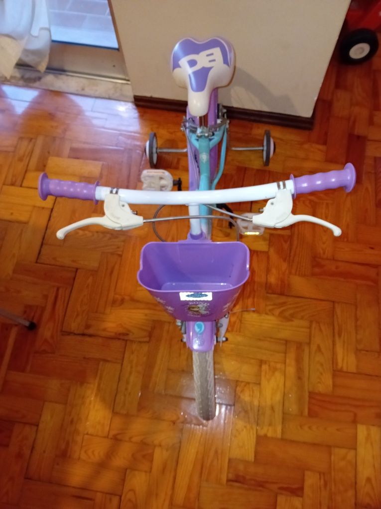 Bicicleta Fronzen em muito bom estado muito estimada