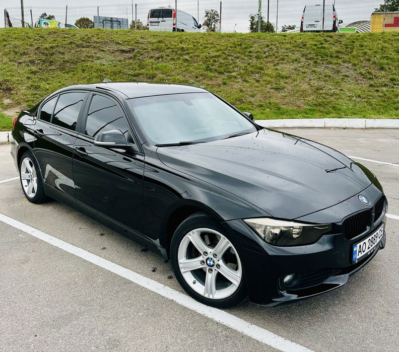 Bmw f 30 320i 2014 року
