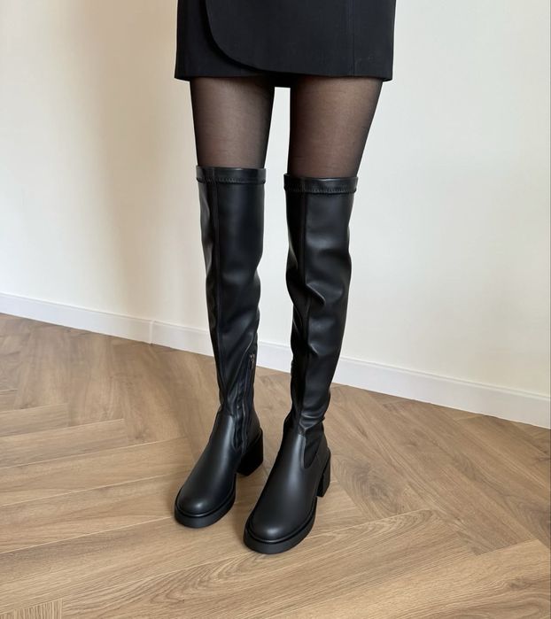 Продам шкіряні ботфорди