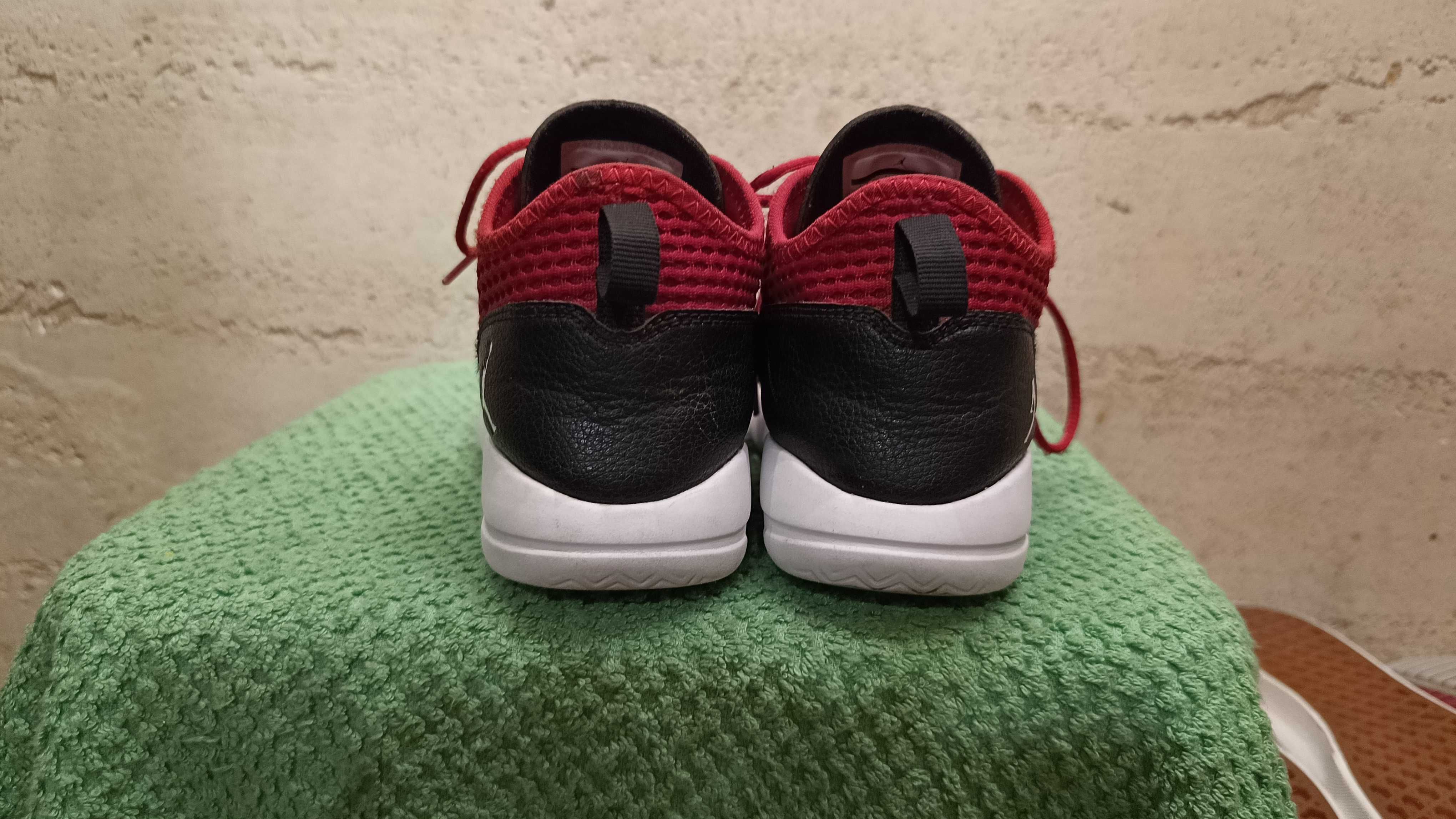 NIKE AIR JORDAN REVEAL r.35 stan bardzo dobry