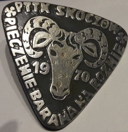odznaka, wpinka,przypinka PTTK Skoczów Pieczenie Barana Na Rożnie 1970