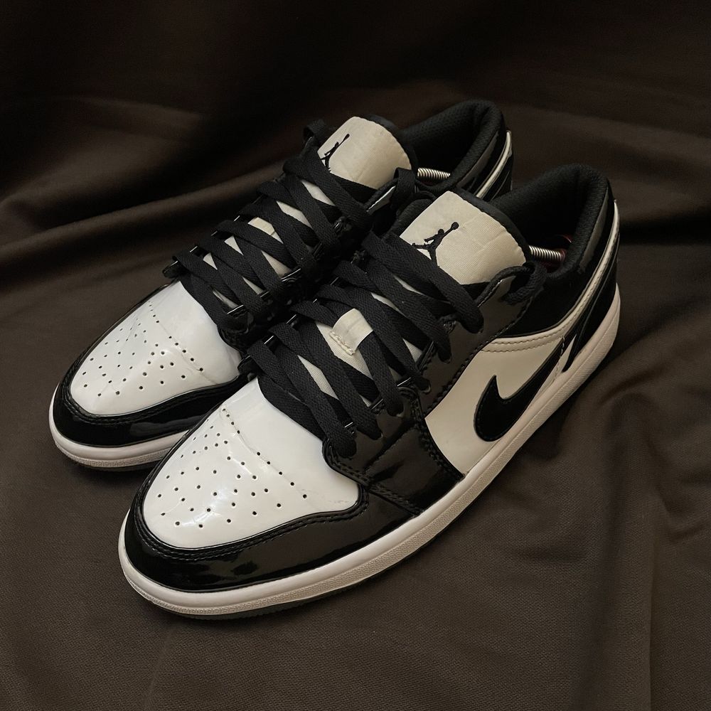 (9/10) Nike Air Jordan 1 Low Concord