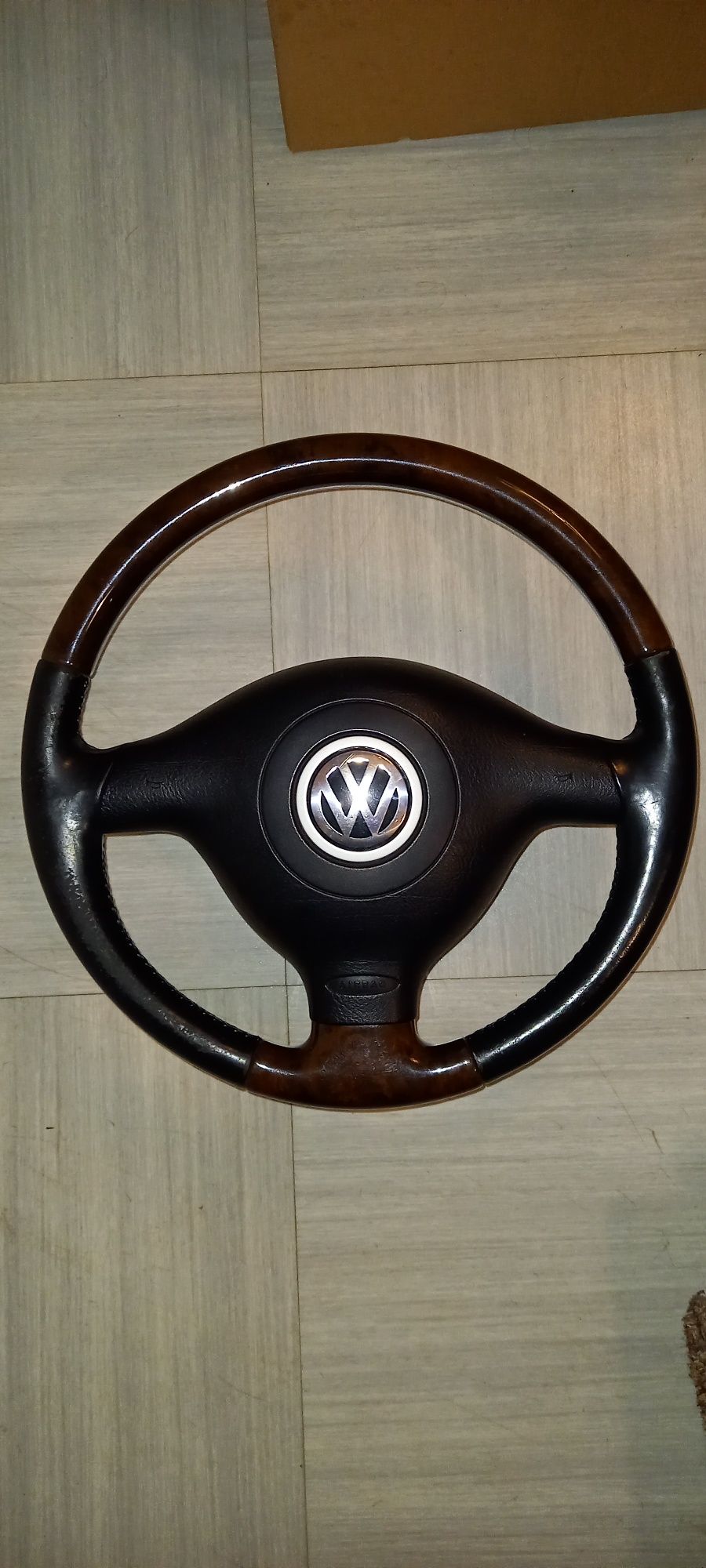 Kierownica drewno Golf Bora Passat mk4