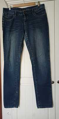 Spodnie jeans damskie