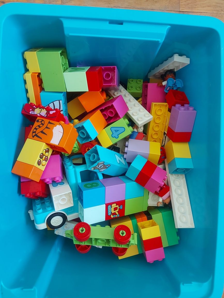 Lego Duplo 4 zestawy Pociąg z cyframi Karuzela Samochód Zwierzątka