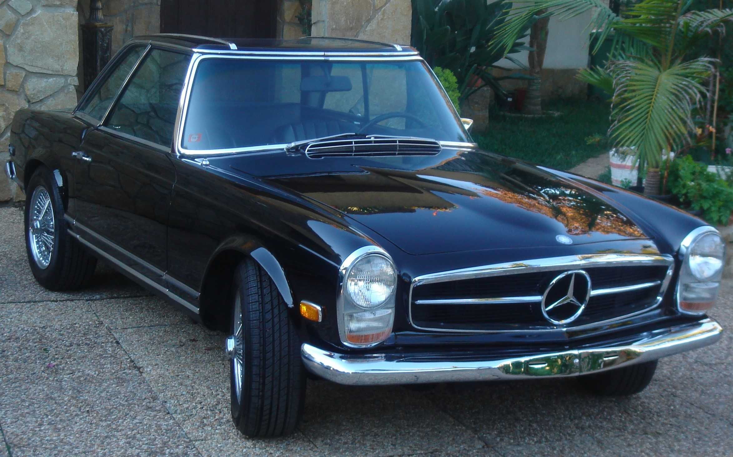 Mercedes Benz 280sl Pagoda