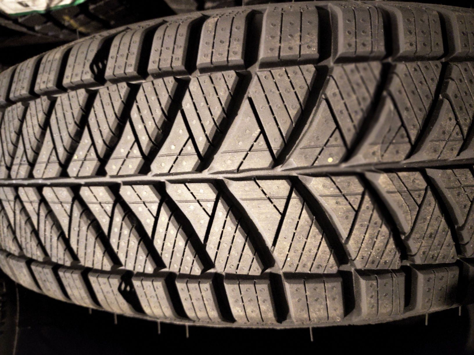 Nowe opony całoroczne 205/75 R16C 110R KORMORAN ALL SEASON, bus
