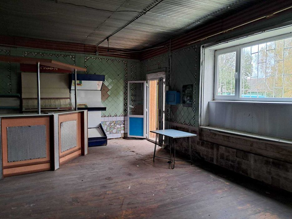 Продаж комерційного приміщення в с. Невірків, Рівненського р-ну